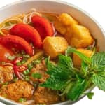 Bún riêu cua truyền thống (riêu, đậu)