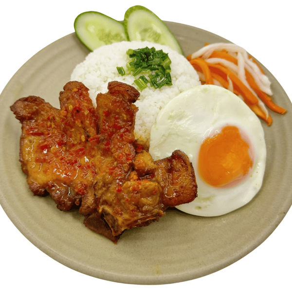 Cơm tấm sườn trứng 