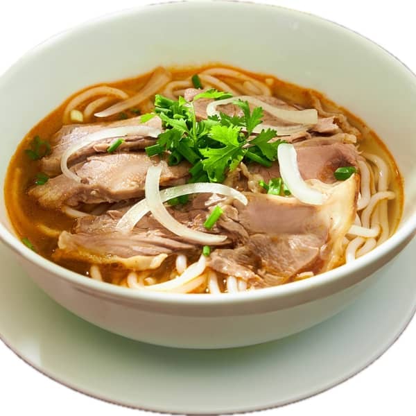 Bún bò Huế (bò nạm)